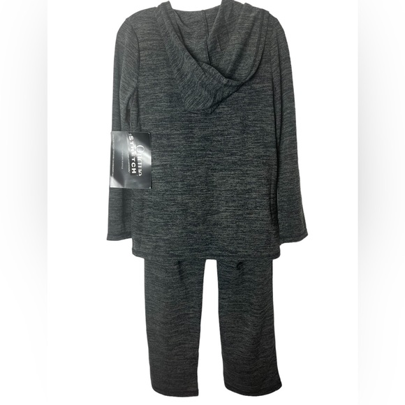 On Que Casuals Charcoal Heather Gray Zip up Hoodie with Rhinestone front pockets - Picture 10 of 11